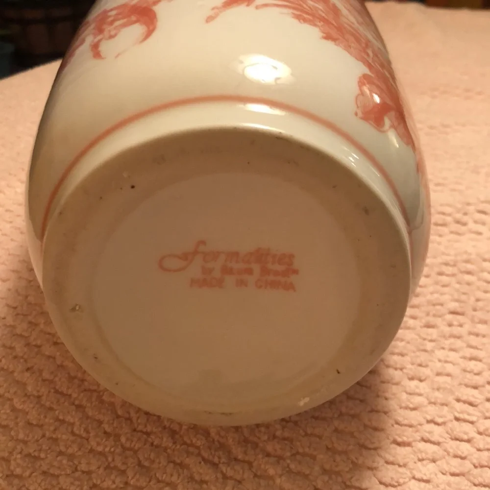Formalities by Baum bros white and pink vase 16”x7”x3.25”